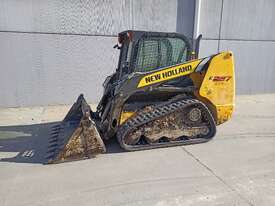 New Holland C227 Posi Track Skid Steer Loader - picture0' - Click to enlarge