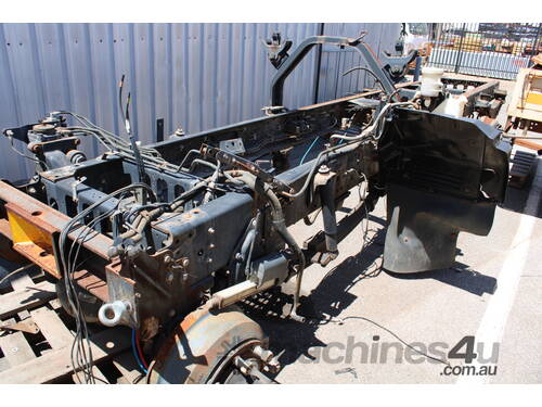 TRUCK CHASSIS L6600mm INCLUDING LEAF SPRINGS