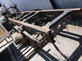 TRUCK CHASSIS L6600mm INCLUDING LEAF SPRINGS - picture2' - Click to enlarge