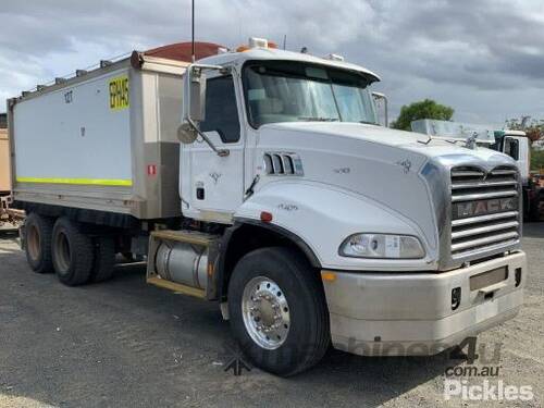 2010 Mack Granite Tipper Body