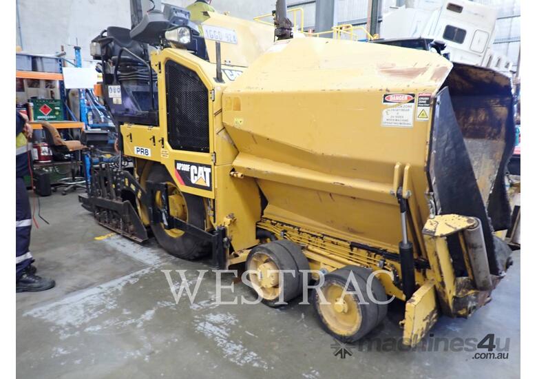 caption CAT AP300FLRC Asphalt Pavers