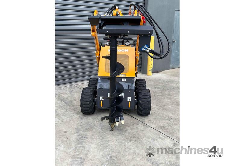caption Auger Drive. Universal Mini Loader Quick Hitch 65mm Round Shaft