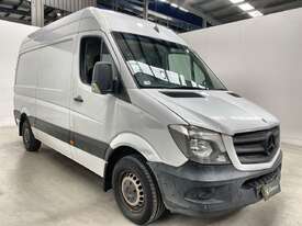 2015 Mercedes-Benz Sprinter 319CDI MWB Diesel - picture2' - Click to enlarge