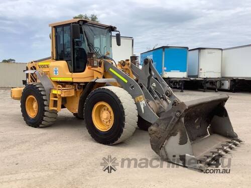 2007 Volvo L60F 4x4 Articulated Front End Loader