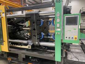 Lot of 3x BORCHE BS500-III 500T Injection Moulding Machine with Star Seiki Take Out Robot System - picture2' - Click to enlarge