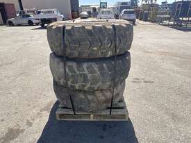 Quantity of Tyres - picture0' - Click to enlarge