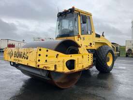 2014 Bomag BW219D-4 Vibratory Articulated Roller - picture1' - Click to enlarge