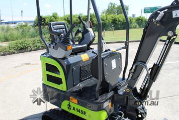 Achilles A14SE Mini Excavator Kubota Engine Package