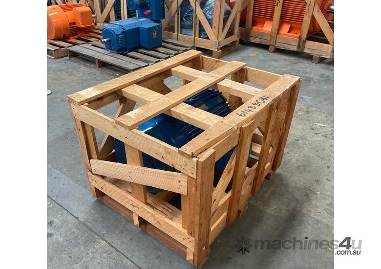 caption 30 kw 40 hp 4-pole 1475 rpm 415 volt 200LC frame AC Electric Motor Teco Type AEMBUCD40 New Unused