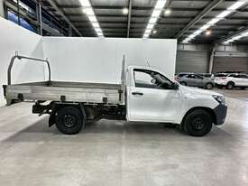 2018 Toyota Hilux Workmate Petrol - picture2' - Click to enlarge