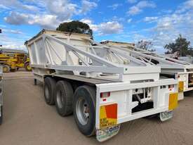 2009 Custom Quip Engineering CQP TR1 470 Tri Axle Belly Dumping B Trailer - picture2' - Click to enlarge