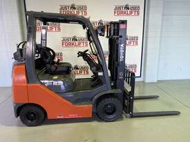 2015 Toyota Compact 2.5 Tonne 2 Stage 3000mm mast side shift & Fork Positioner  - picture0' - Click to enlarge