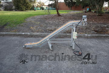 Bett Motorised Narrow Slat Belt Incline Conveyor - 2m long