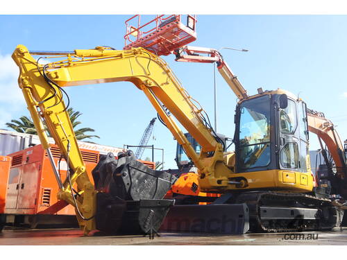 2010 Komatsu PC88MR-8