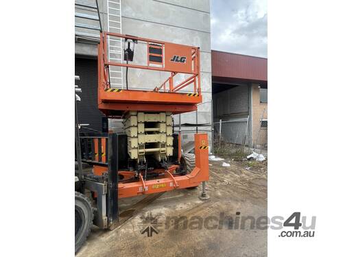 JLG 530LRT Scissor Lift