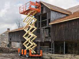 JLG 530LRT Scissor Lift - picture0' - Click to enlarge