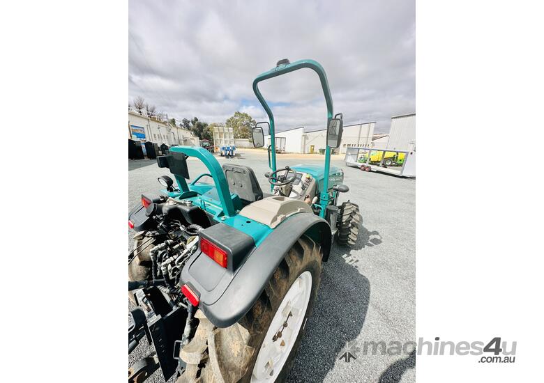 caption Lovol 100hp Narrow Vineyard & Orchard Tractor - DEMO