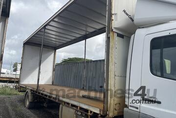 2010 Mercedes-Benz Atego 4x2 Curtainsider