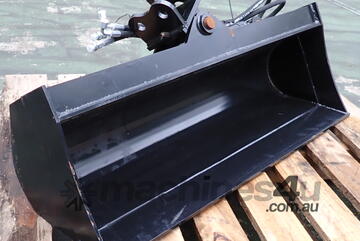 0.8-1.7 ton (25mm pin) 1000mm Excavator Tilting Mud Batter Bucket