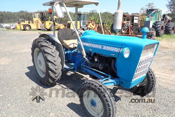 Ford Tractor   2000