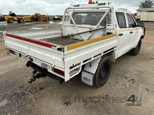 caption *UNRESERVED* 2015 Toyota Hilux 4WD Dual Cab Utility - Mine Spec