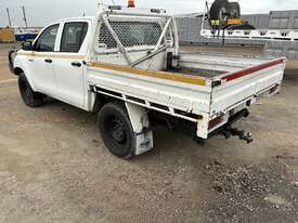 *UNRESERVED* 2015 Toyota Hilux 4WD Dual Cab Utility - Mine Spec - picture2' - Click to enlarge