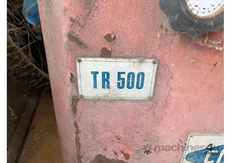 caption Comec TR500 Metal Lathe