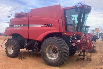 Case IH 2010   7088 HARVESTER