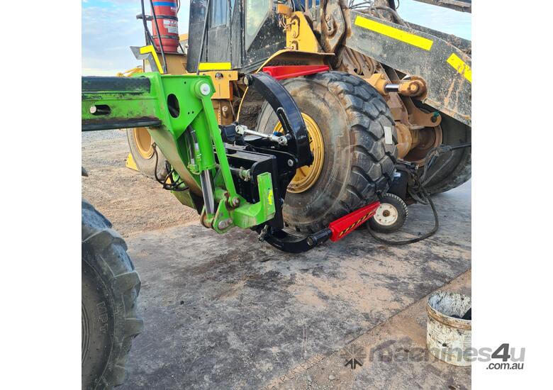 caption Powertech Tyre Handler 3000 - The Ultimate Solution for Optimizing Tyre Handling Operations!