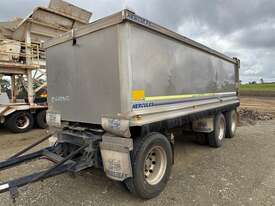 2012 TEFCO 3 AXLE DOG TRAILER - picture2' - Click to enlarge