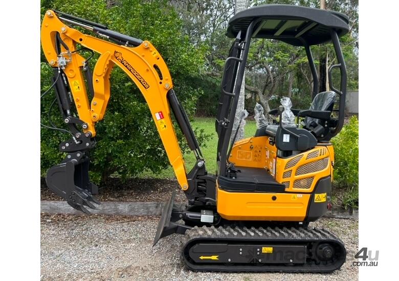 caption NEW Rhinoceros XN18L mini Excavator KUBOTA Diesel engine
