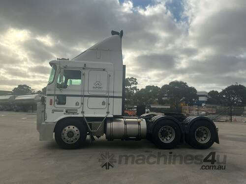 2005 Kenworth K104 Prime Mover Sleeper Cab