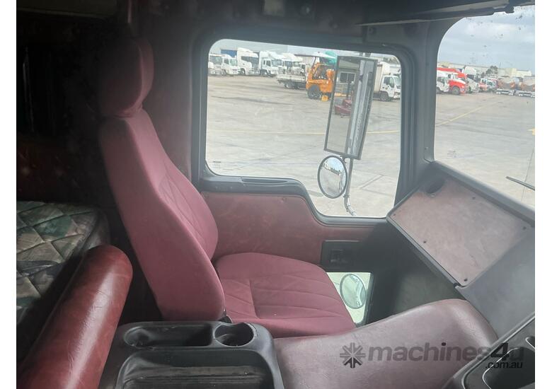 caption 2005 Kenworth K104 Prime Mover Sleeper Cab