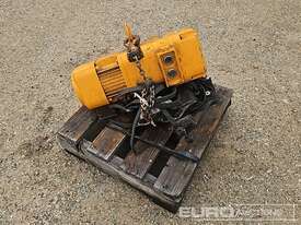 PWB Anchor 500kg Electric Winch  - picture1' - Click to enlarge