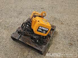 PWB Anchor 500kg Electric Winch  - picture2' - Click to enlarge