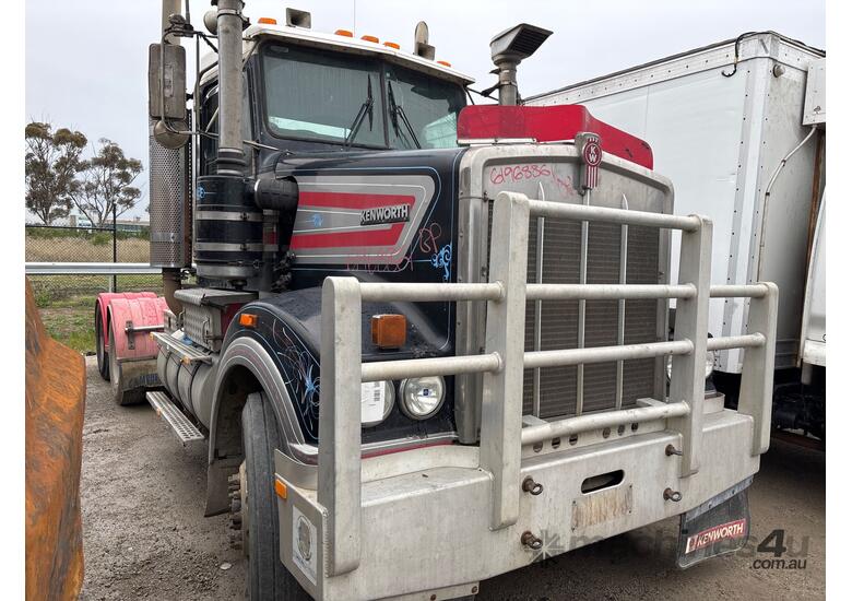caption 2004 Kenworth T950 6x4 Prime Mover