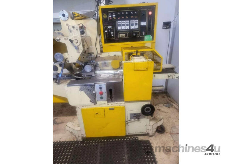 caption Horizontal Flow Wrap