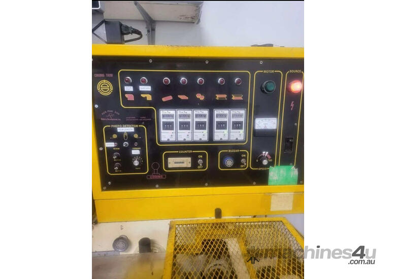 caption Horizontal Flow Wrap