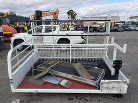 Mitsubishi Triton Ute Tray - picture2' - Click to enlarge