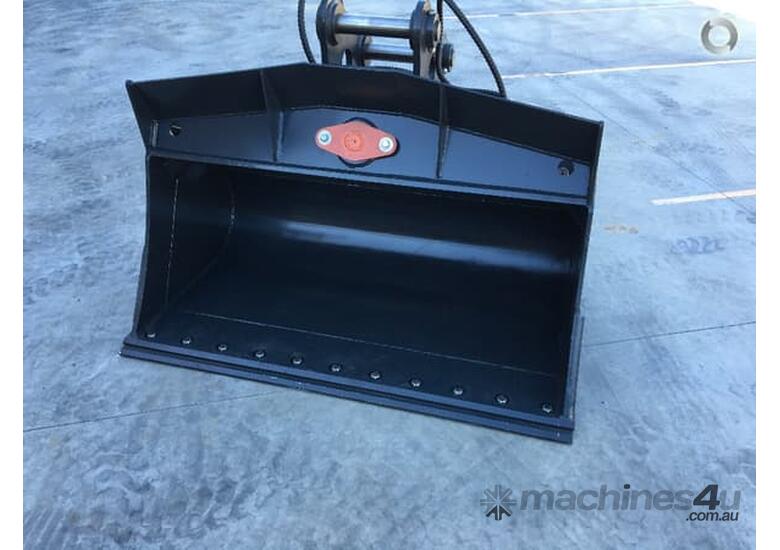 caption BETTA BILT BUCKETS 13 TONNE TILT BUCKET