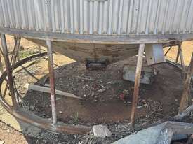 Nelson Silo - picture1' - Click to enlarge