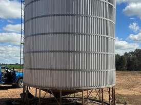Nelson Silo - picture2' - Click to enlarge