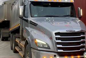 (9881) 2022 Freightliner Cascadia Tipper & Superdog (Trafalgar, VIC)