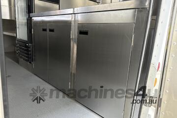 2025 Foxy Trailer Food Trailer