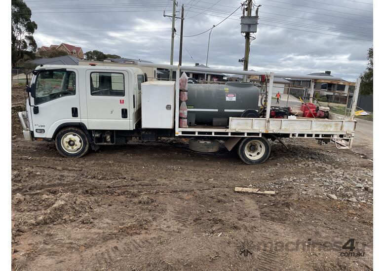2019 Isuzu NQR 87-190 Crew Cab Service Truck