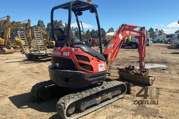 Kubota   U25-3 Excavator