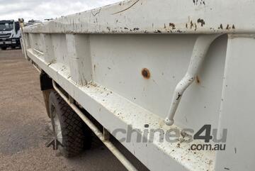 Isuzu 2021   NPR 65 190 Tipper