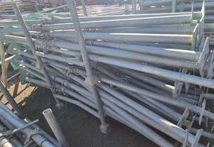 2.59m - 3.95m Builder's Load Bearing Acrow Props (Green) - only 10 left