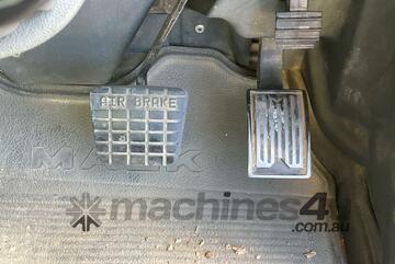 2017 Mack CMMR Granite Tipper Day Cab