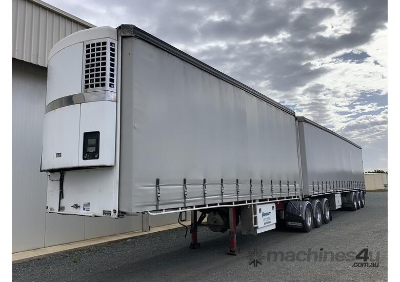 2007 Vawdrey VB S3 Tri Axle Curtainsider B Double Combination